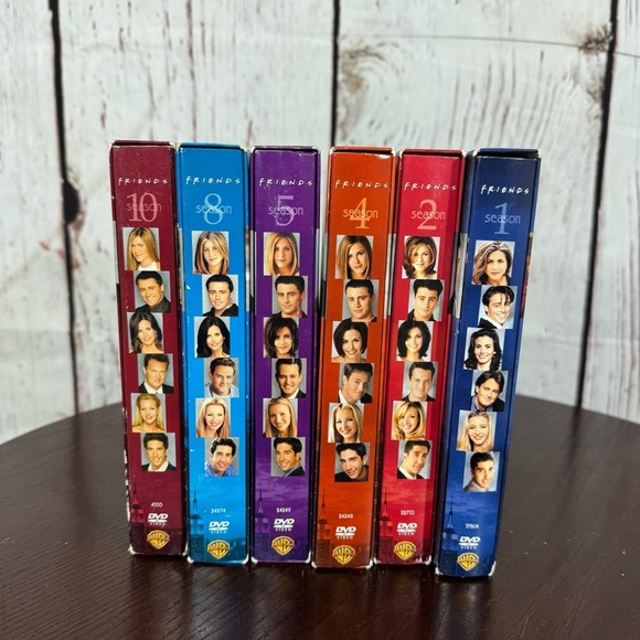 Friends inComplete Series DVD Set - Picture 9 of 11
